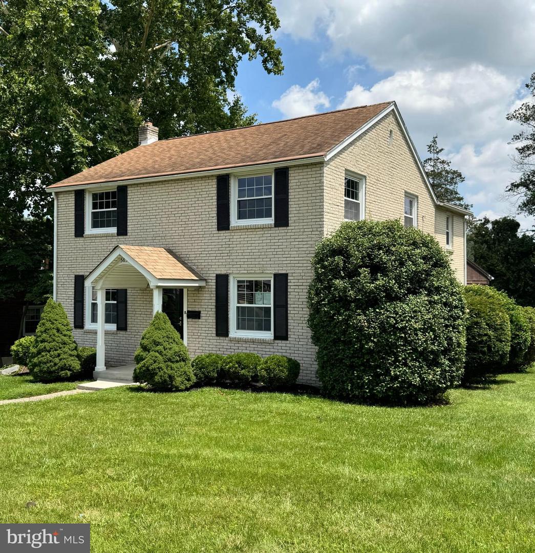 563 Rutherford Drive, Springfield