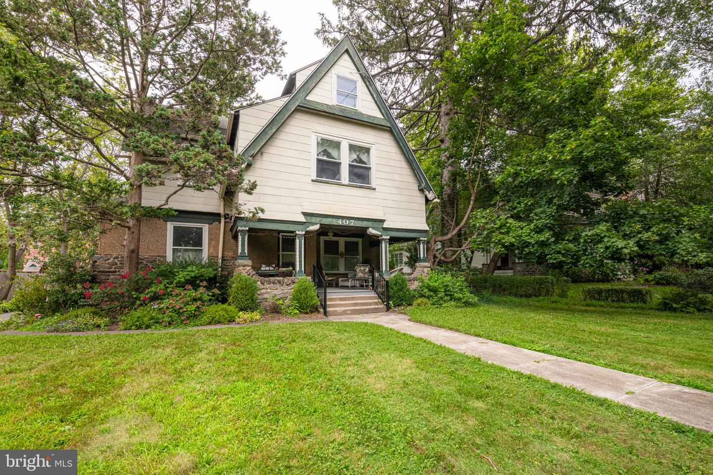 407 Midland Avenue, Wayne