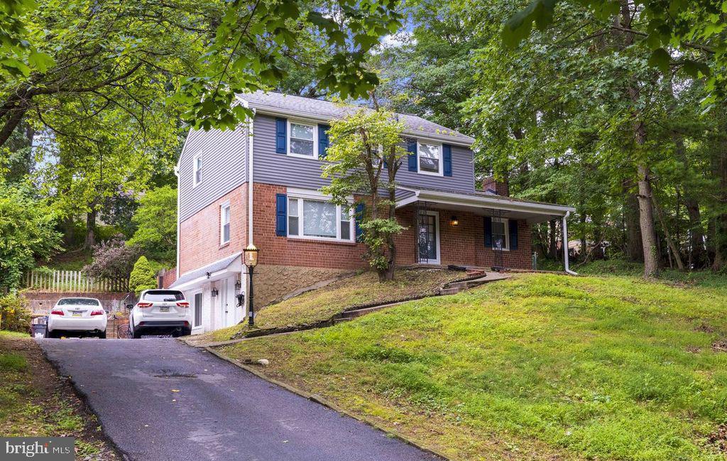 517 W Woodland Avenue, Springfield