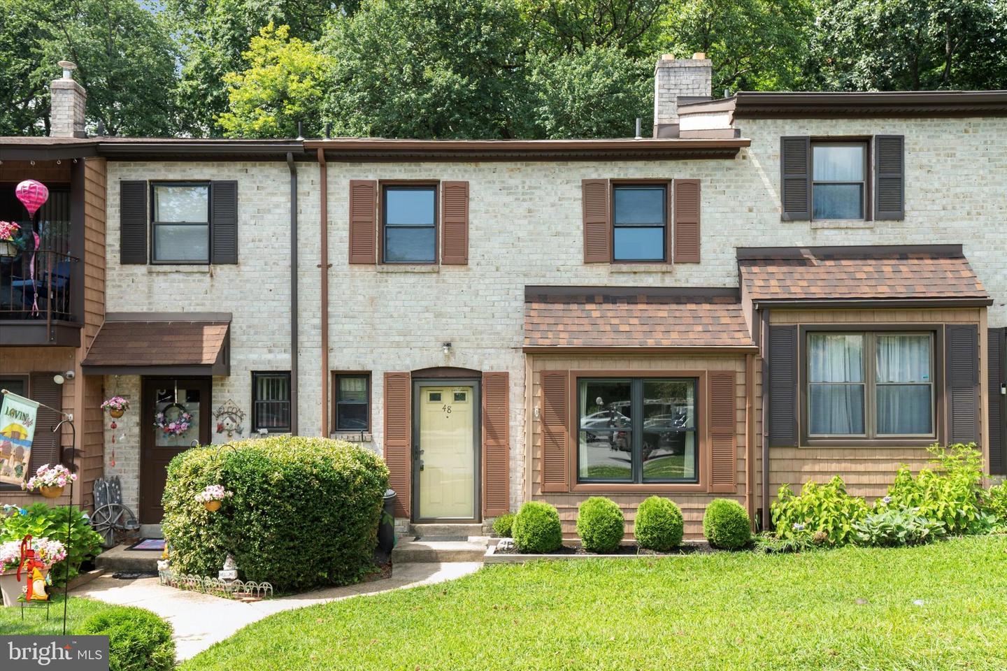 48 Bishop Drive, Aston