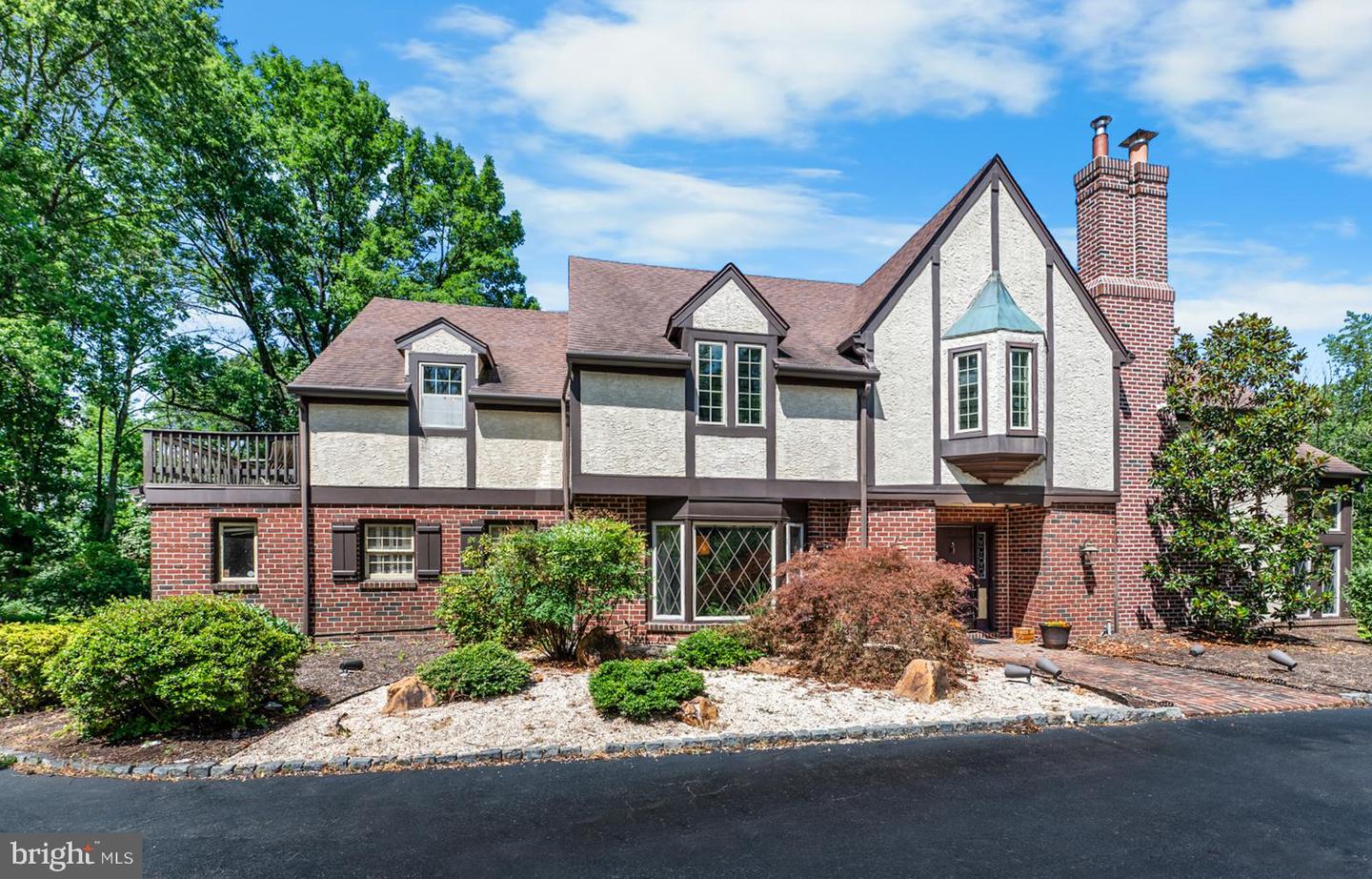 980 Palmers Mill Road, Media