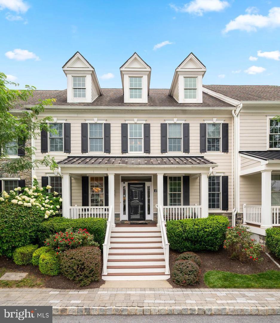 3728 Liseter Gardens, Newtown Square