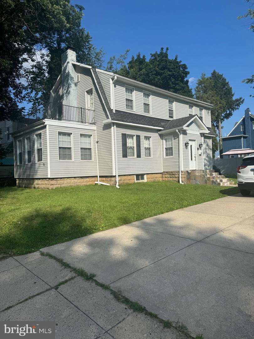 30 Elder Avenue, Lansdowne