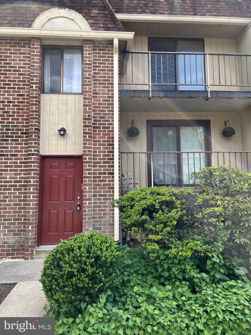 374 Saybrook Lane #b, Wallingford