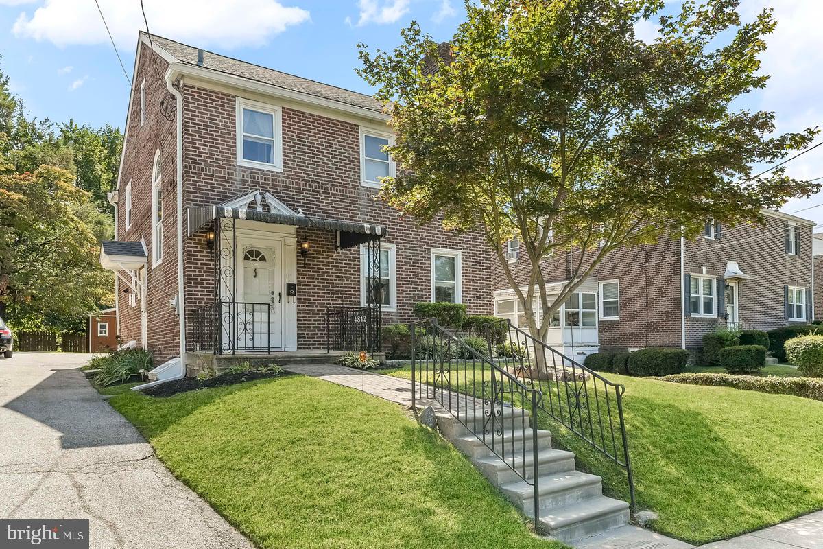 4812 Woodland Avenue, Drexel Hill
