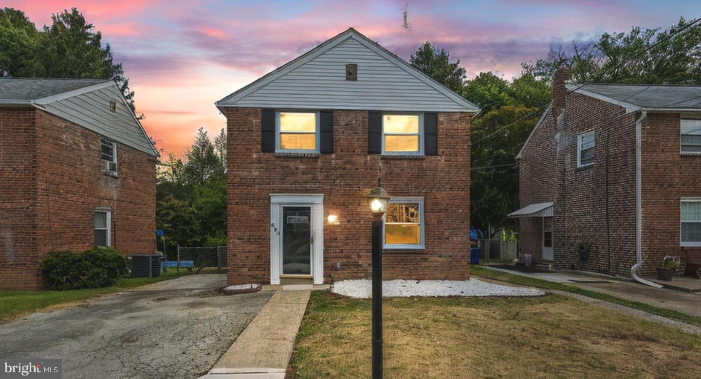 231 E Avon Road, Brookhaven