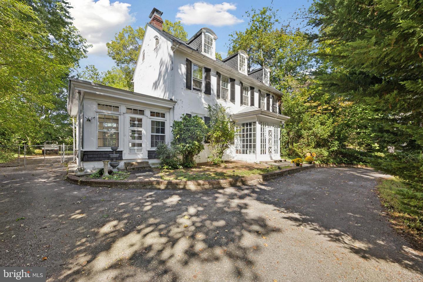 212 W 24th Street, Chester