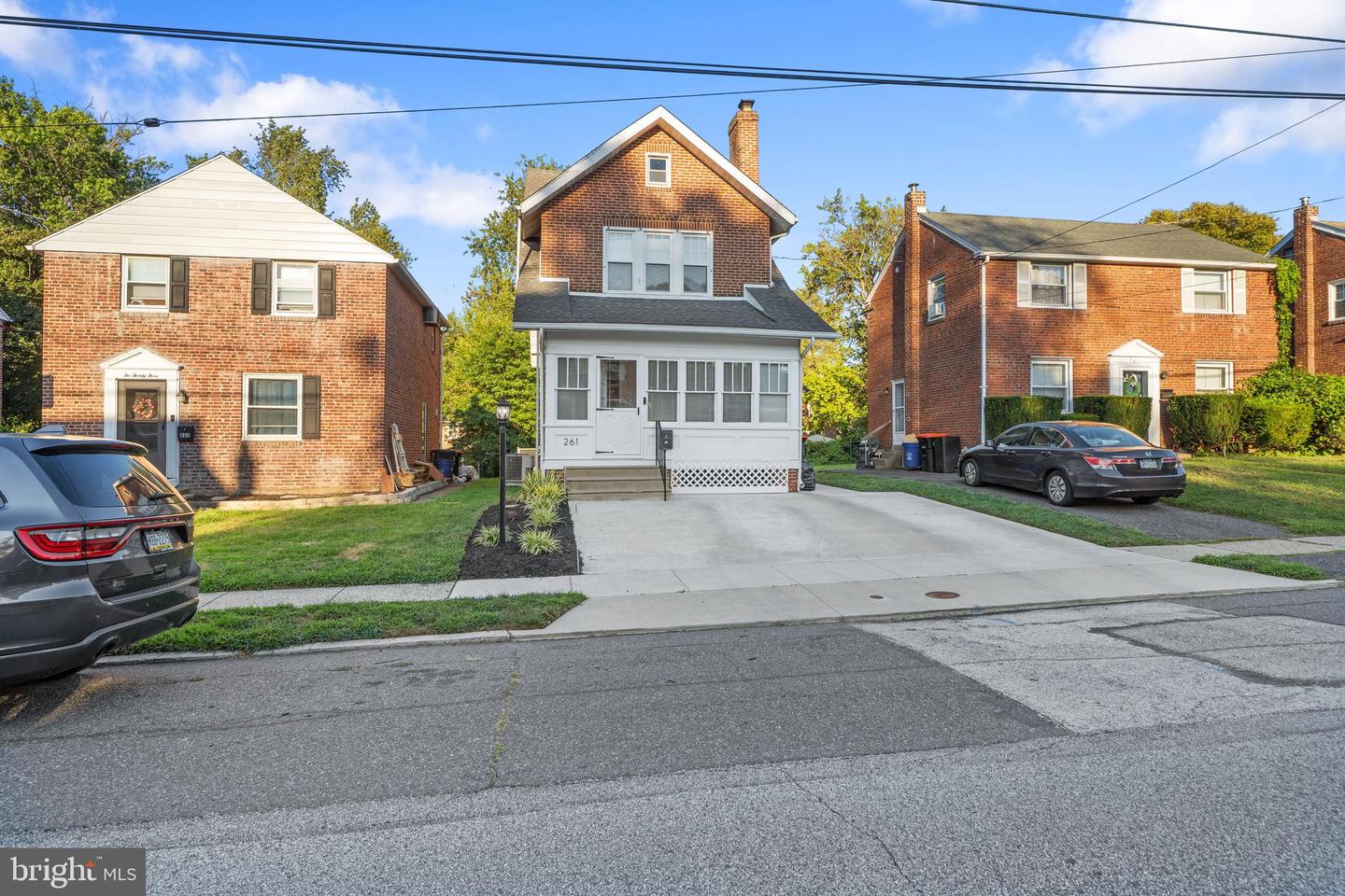 261 E Avon Road, Brookhaven