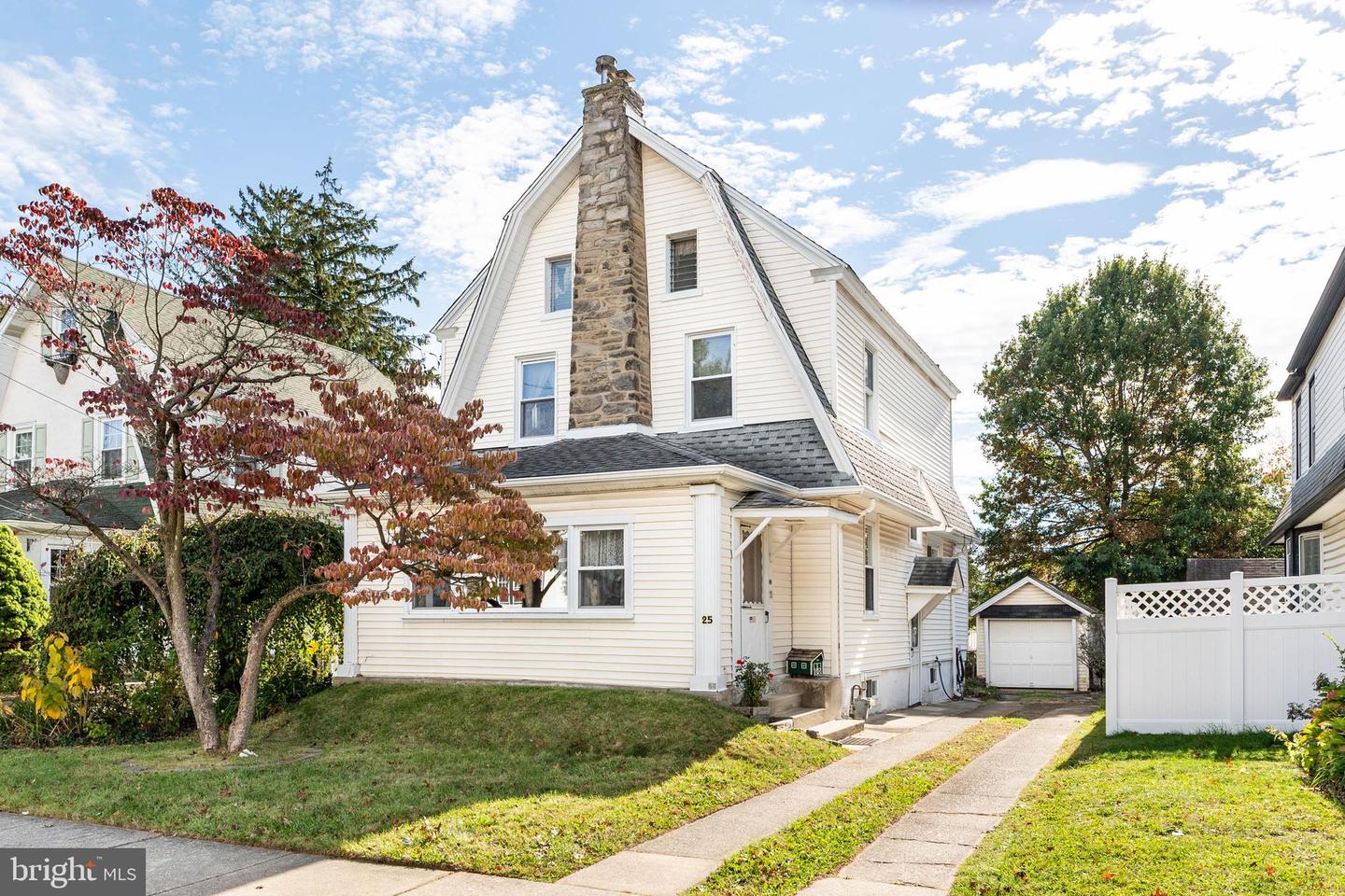 25 Oak Lane, Havertown