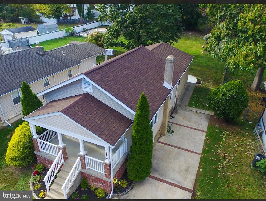 232 S Highland Road, Springfield