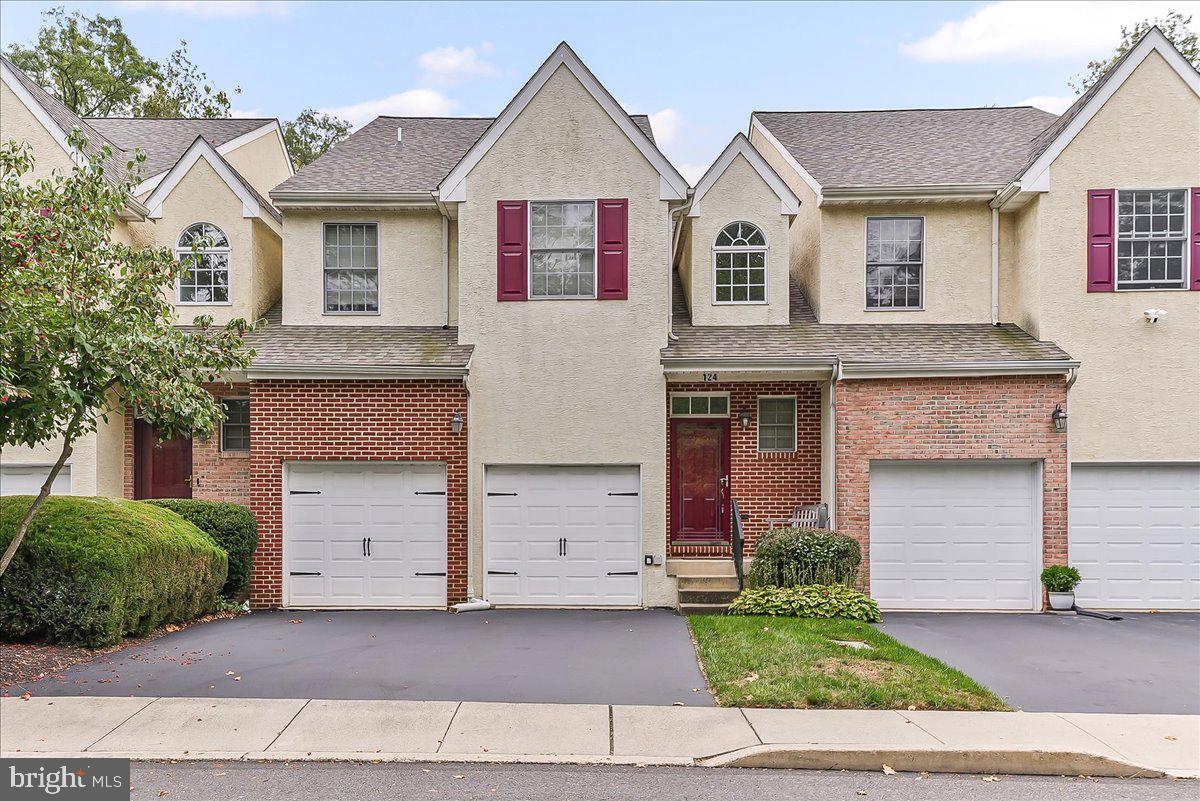 124 Carli Drive, Broomall