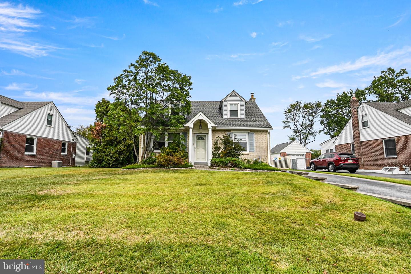 453 Claremont Road