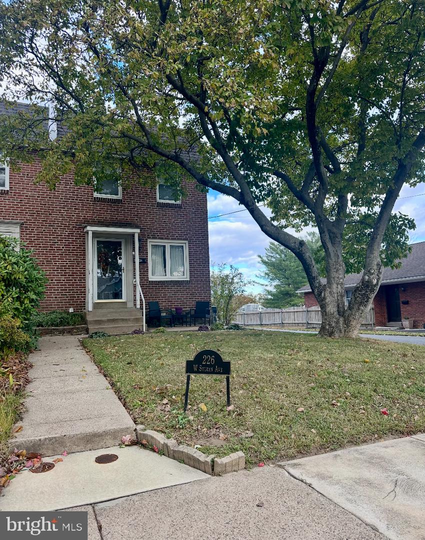 226 W Sylvan Avenue, Morton