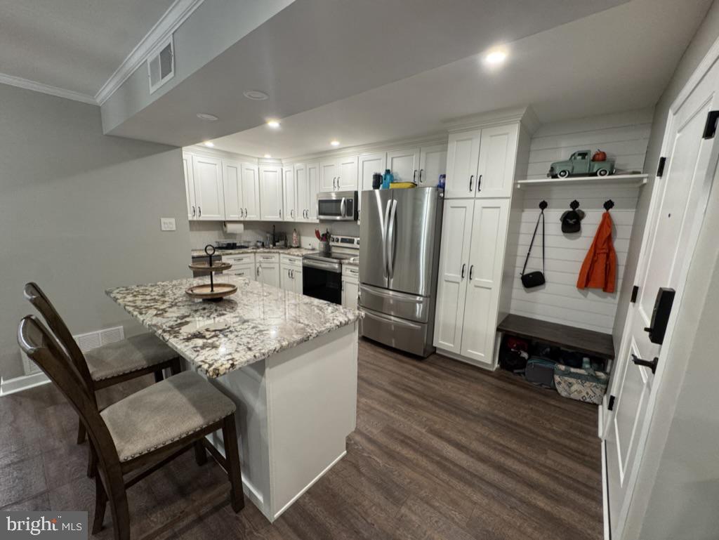 760 Putnam Boulevard #31b, Wallingford