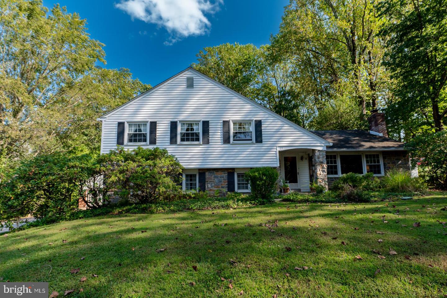 127 Deerfield Road, Broomall