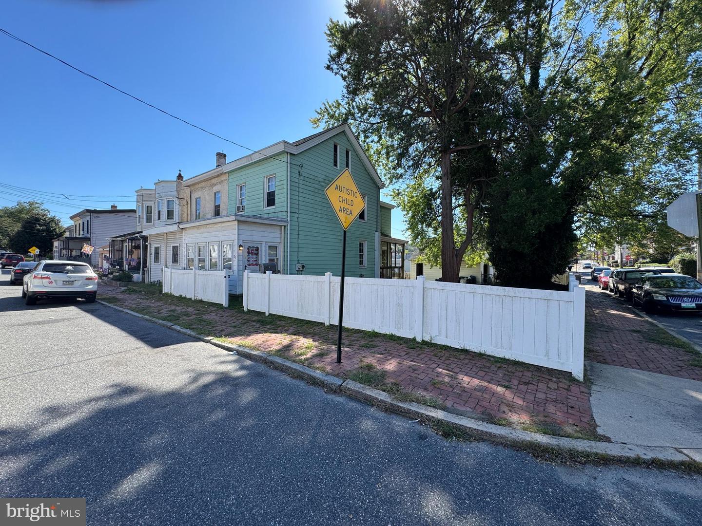 225 9th Street #upland, Brookhaven