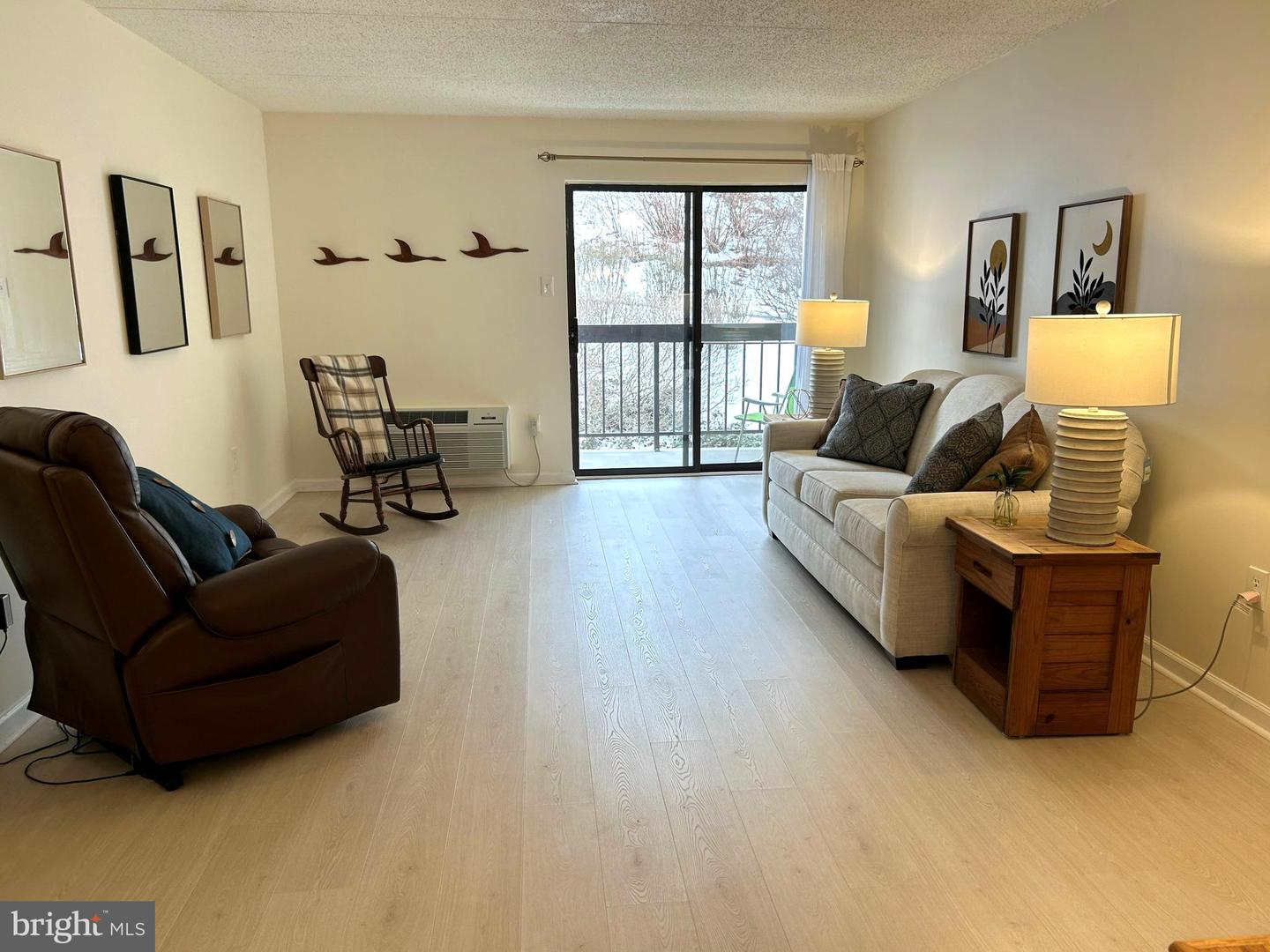 700 Avondale Road #3j, Wallingford