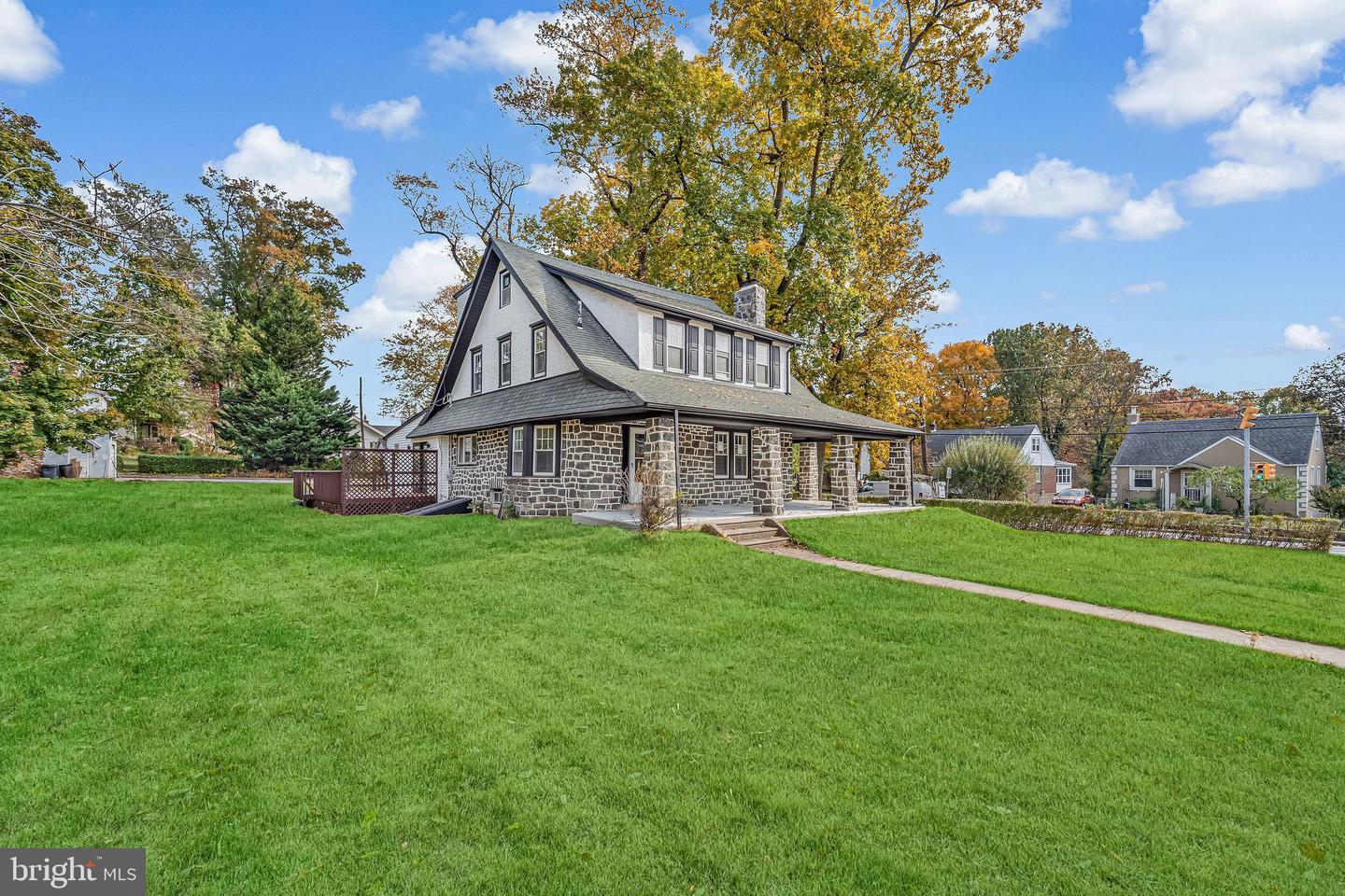301 Shadeland Avenue, Drexel Hill