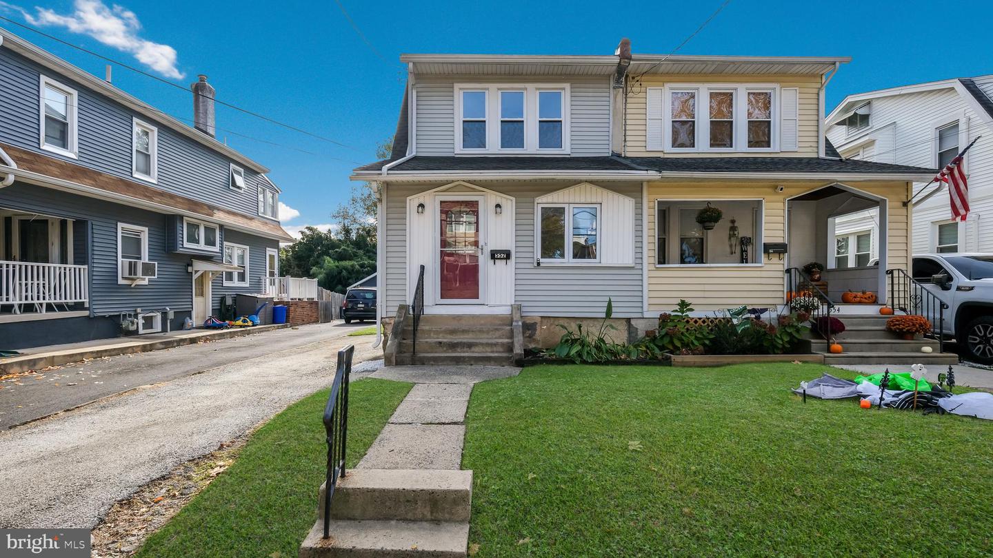 552 9th Avenue, Prospect Park