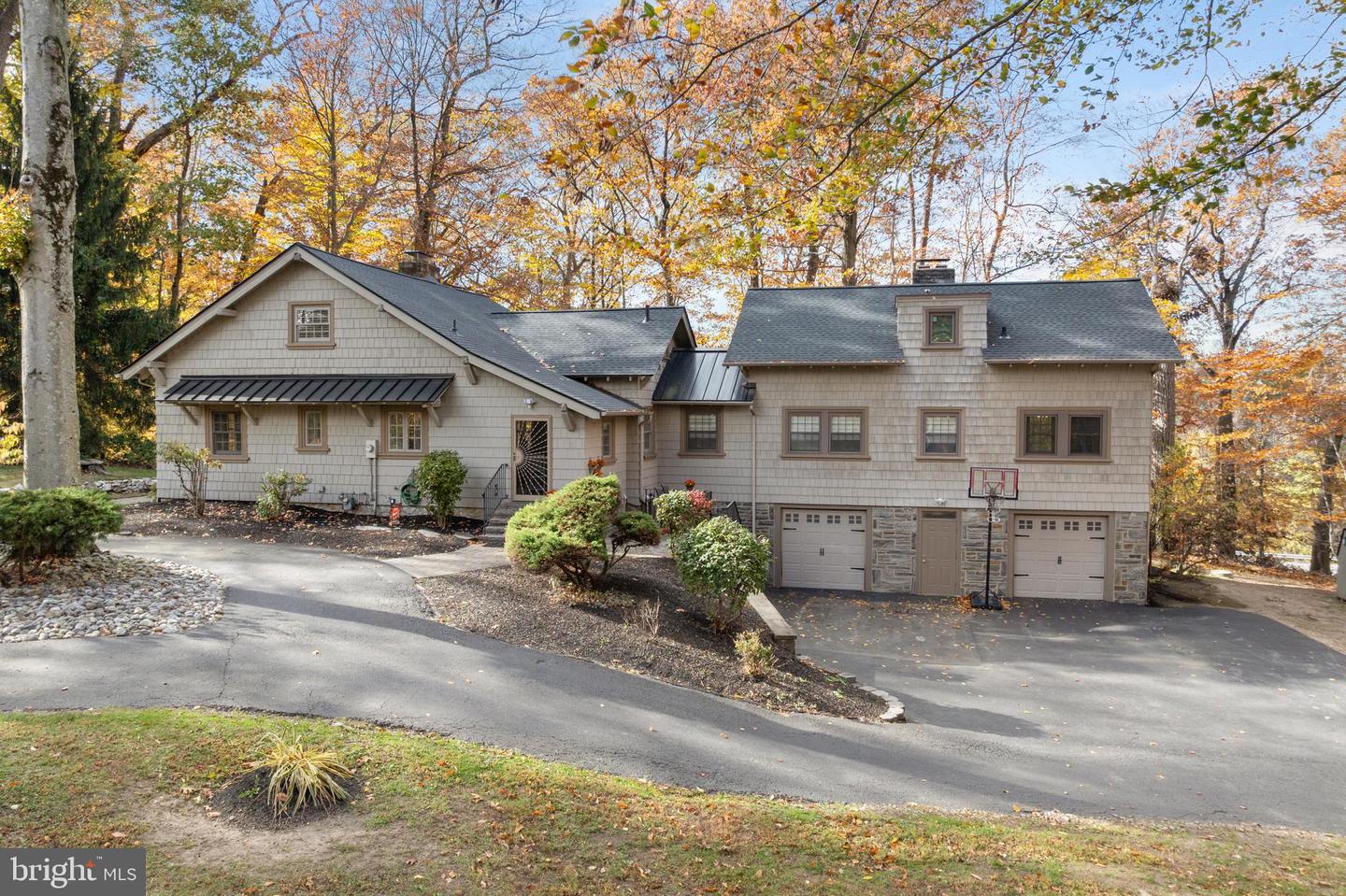 1116 Wooded Way Drive, Media
