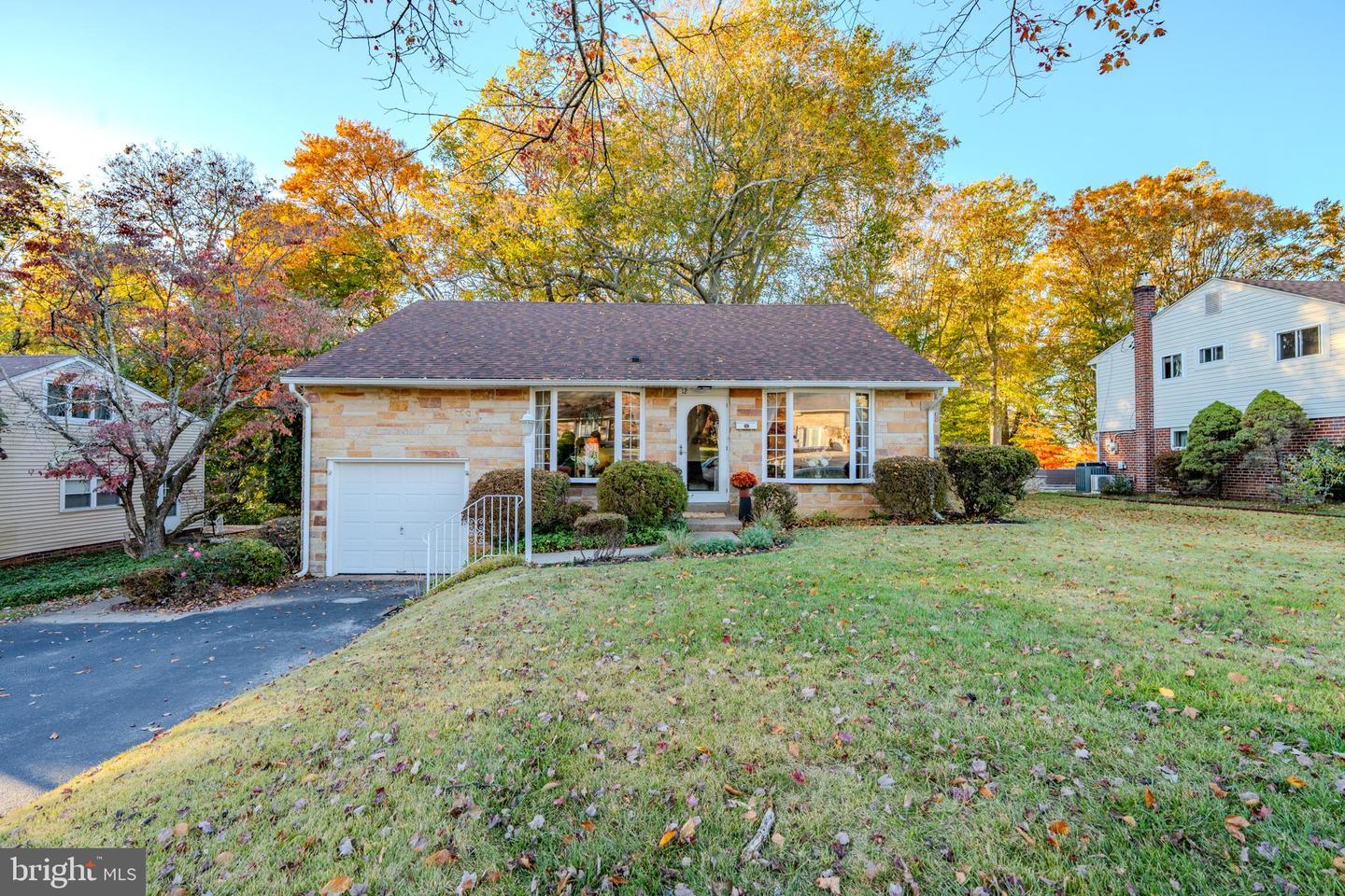12 Lincoln Lane, Broomall