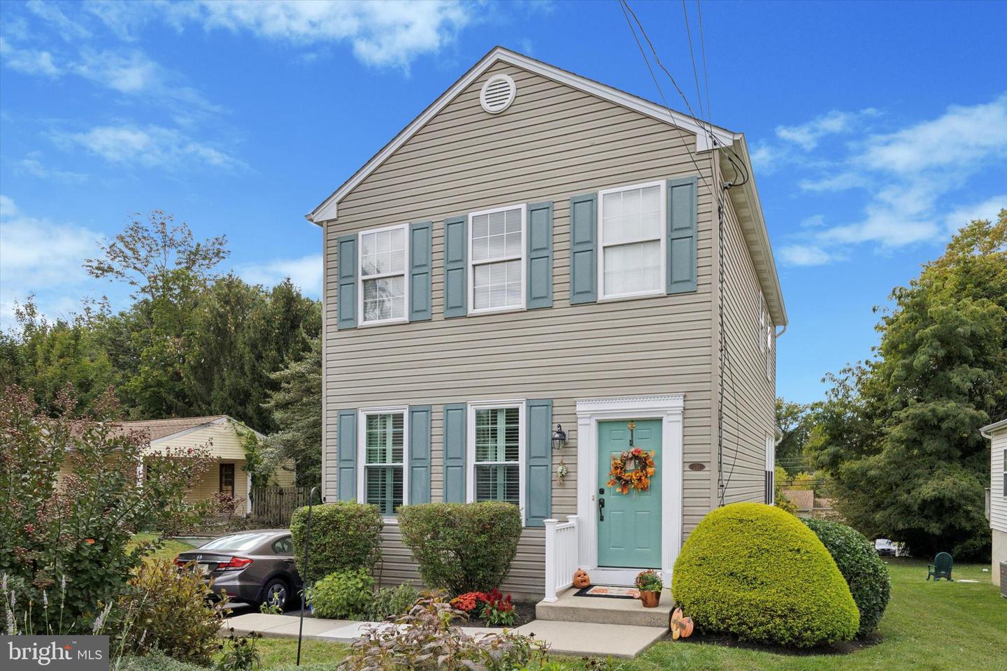 234 Elm Avenue, Media