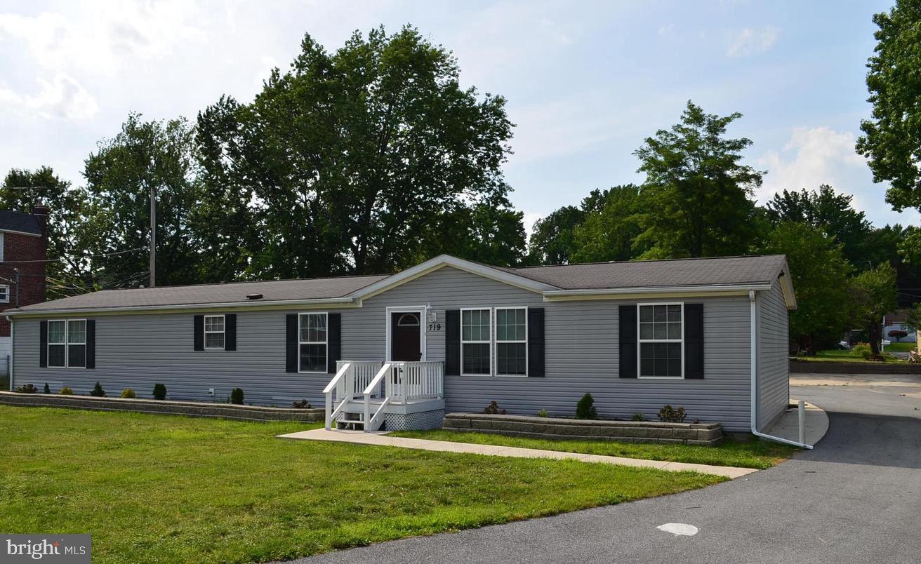 719 Beech Avenue, Glenolden