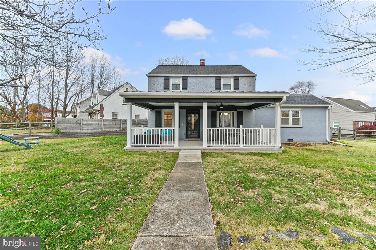 2330 Poe Road, Secane