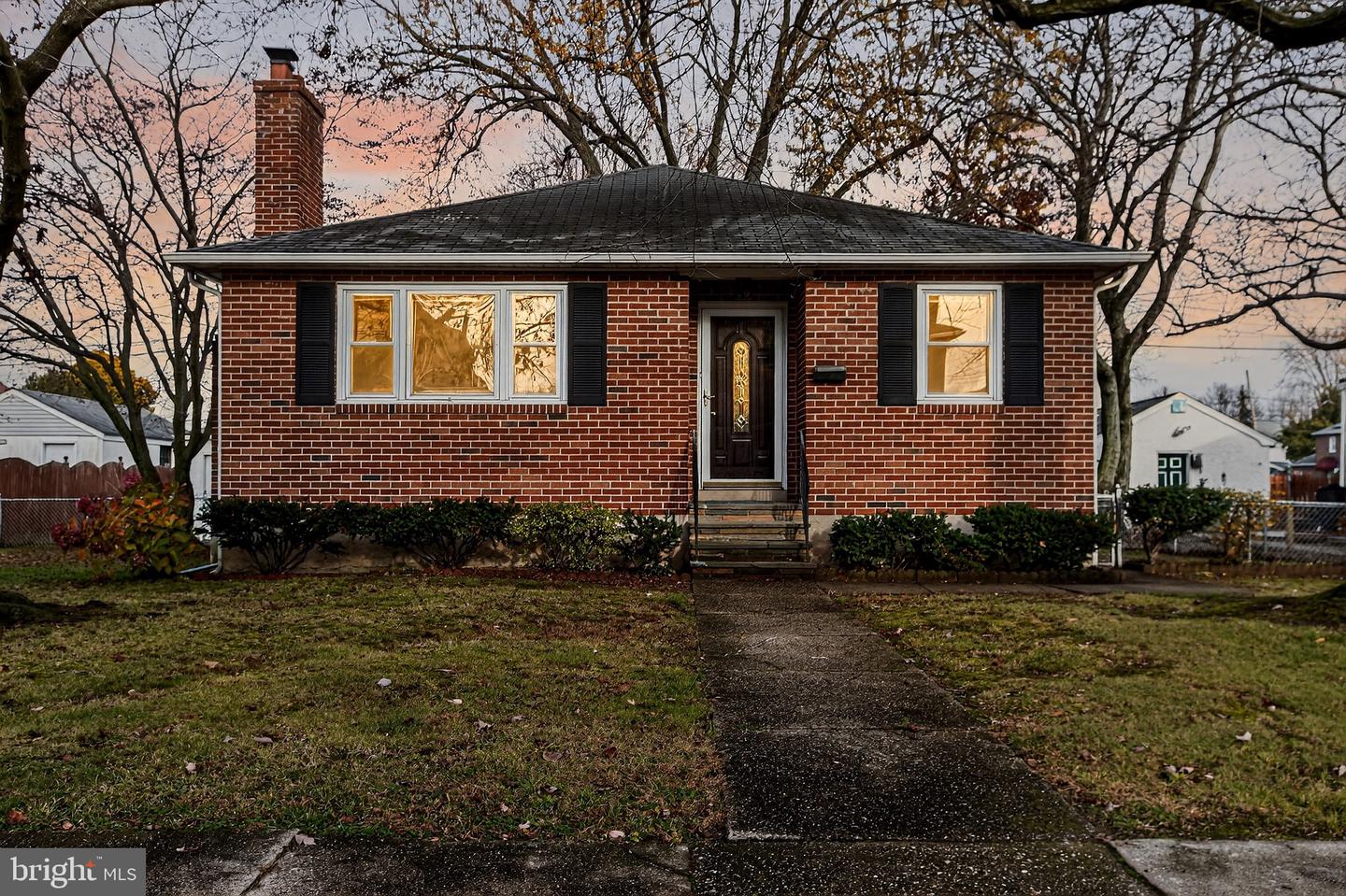 111 E Oak Lane, Glenolden