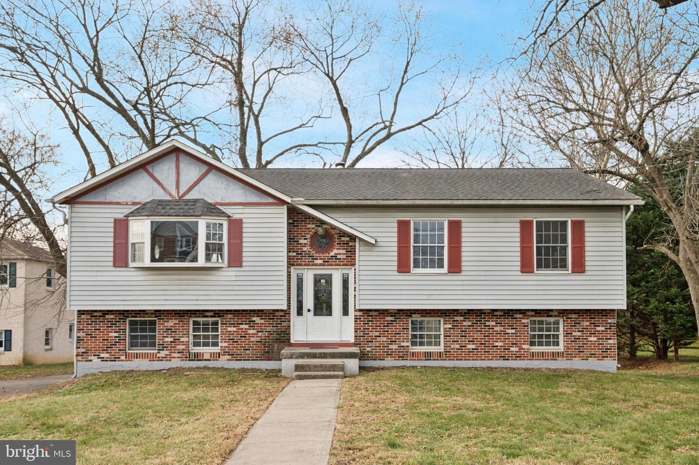 2376 Thomas, Upper Chichester