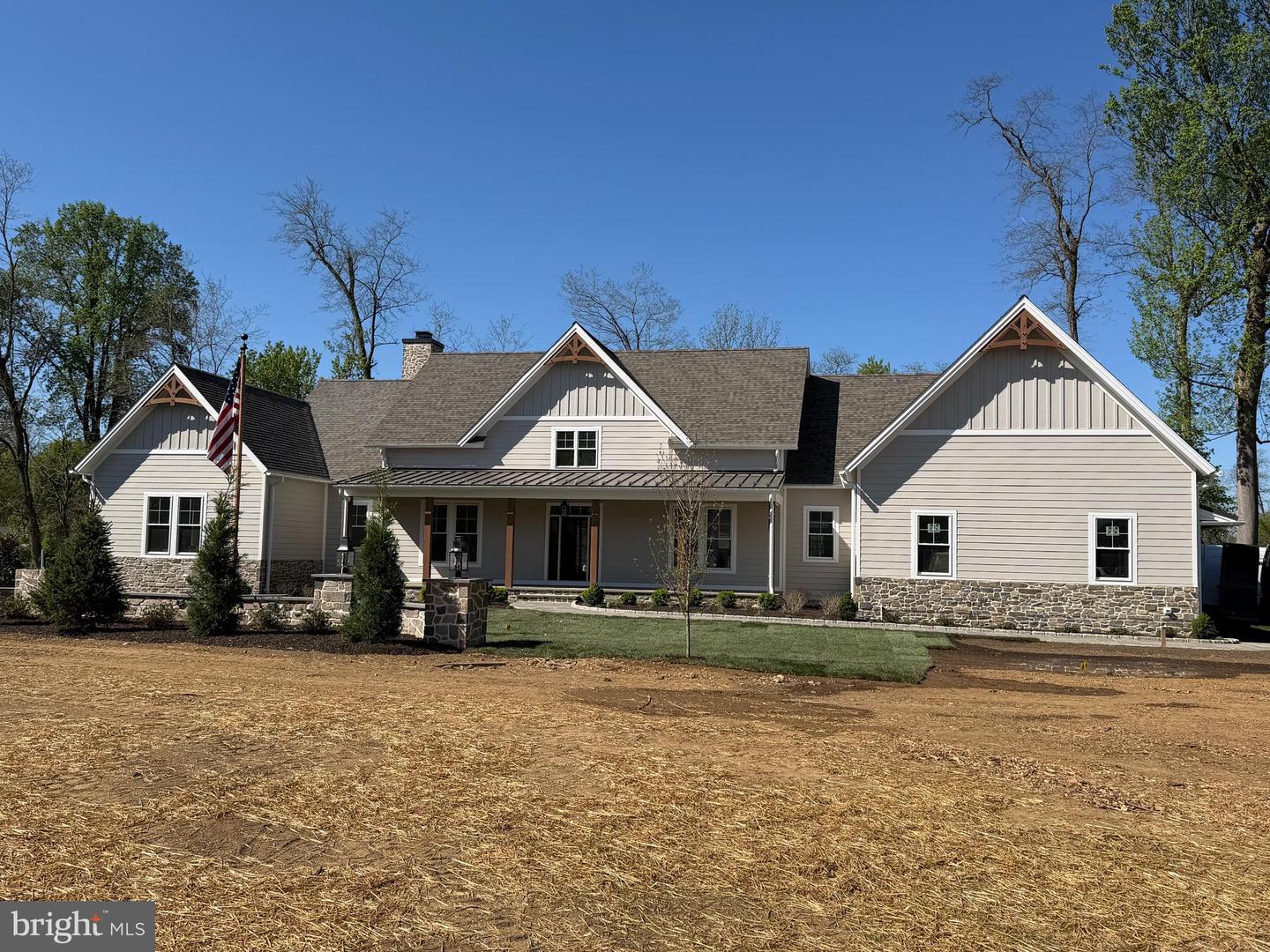 657 N Heilbron Drive #a