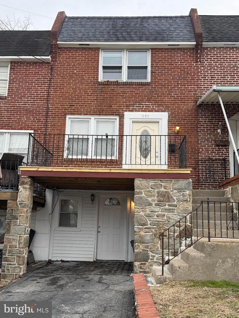 853 E 14th Street, Chester