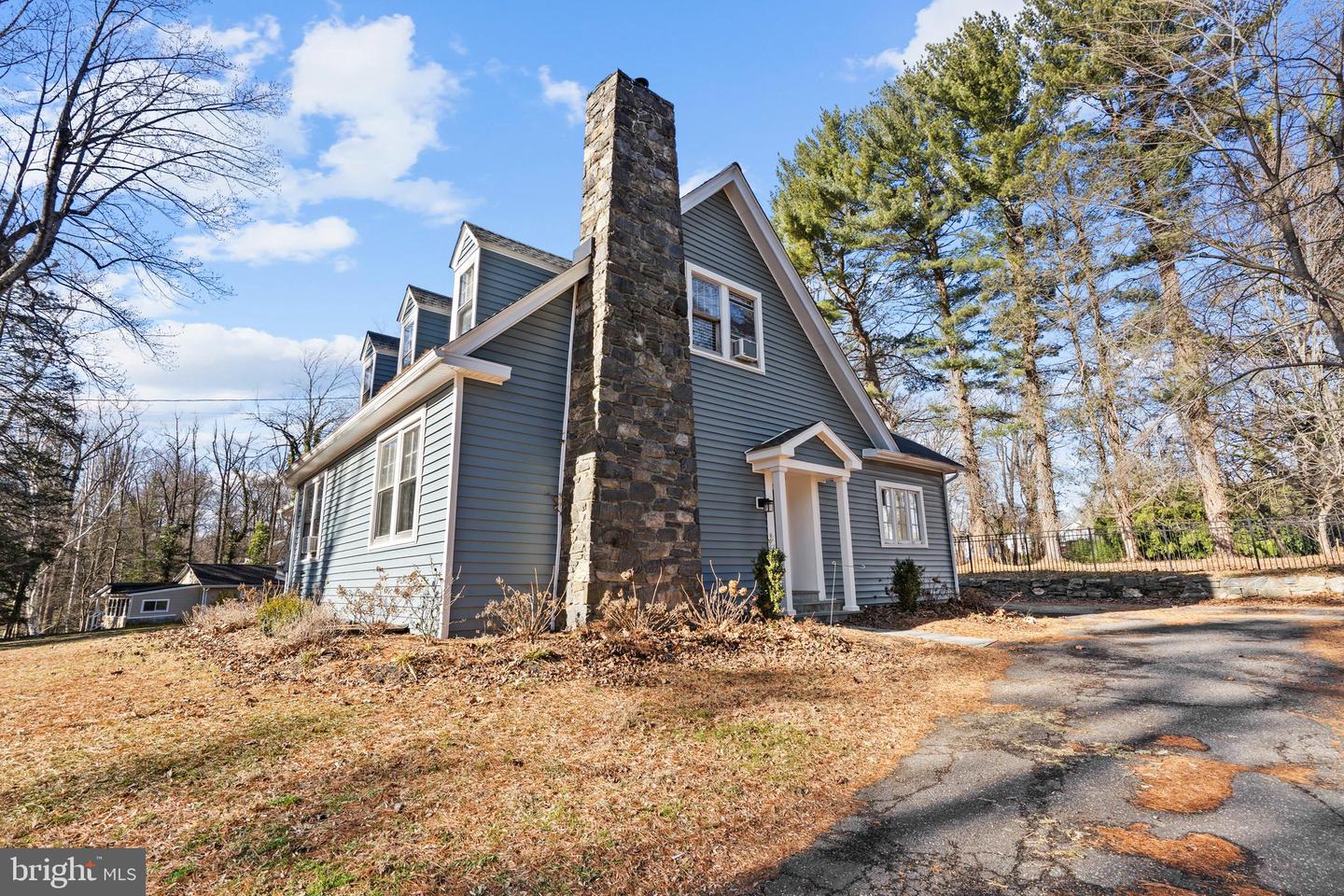 225 Fox Road