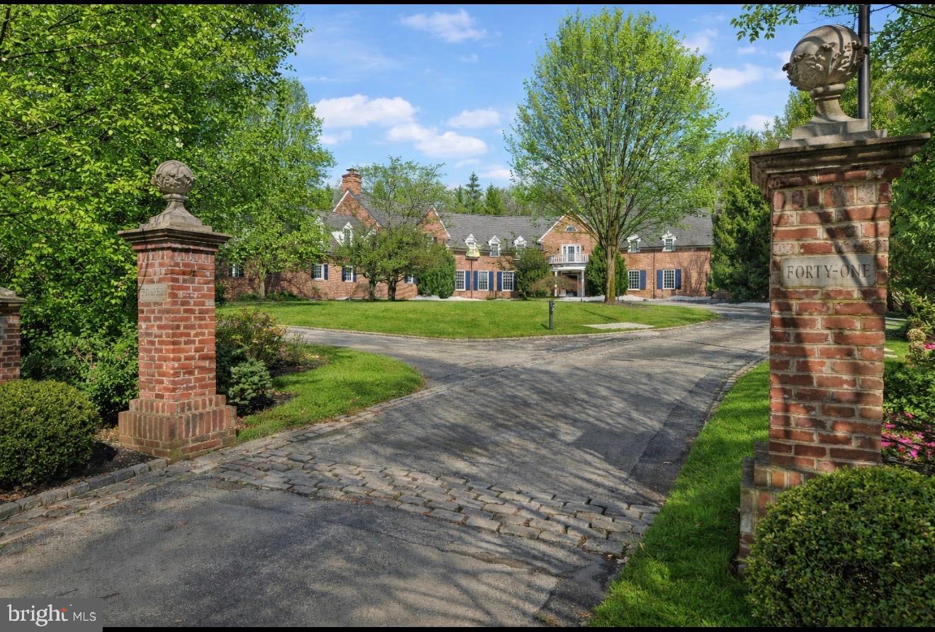 41 Tunbridge Road, Haverford