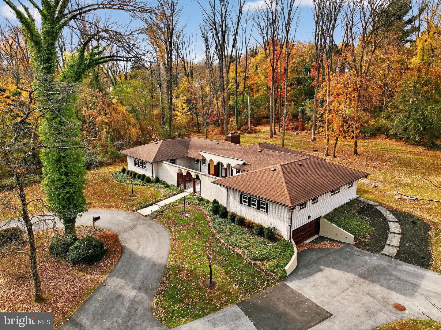 1013 Glen Road, Wallingford