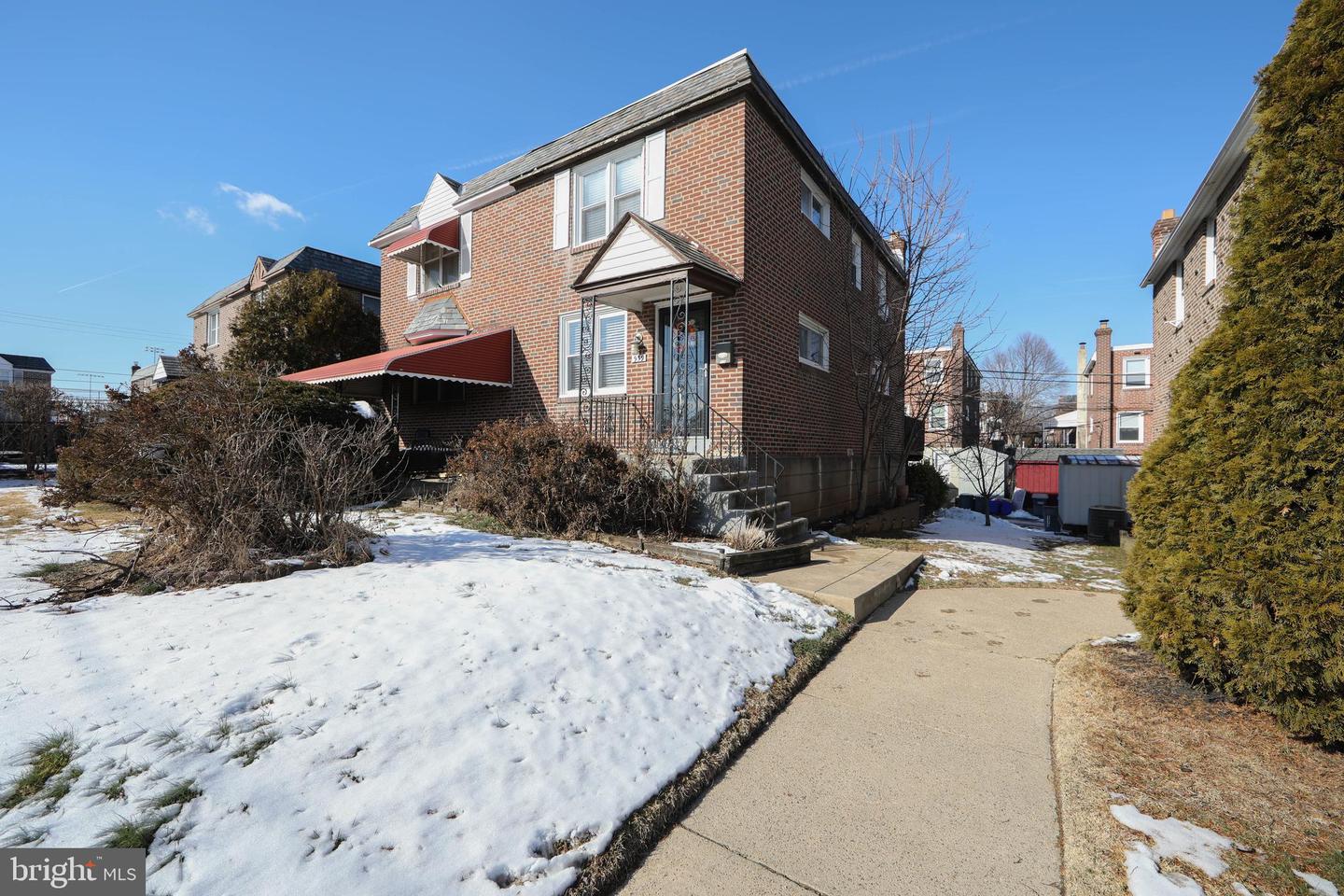 939 Fariston Drive, Drexel Hill