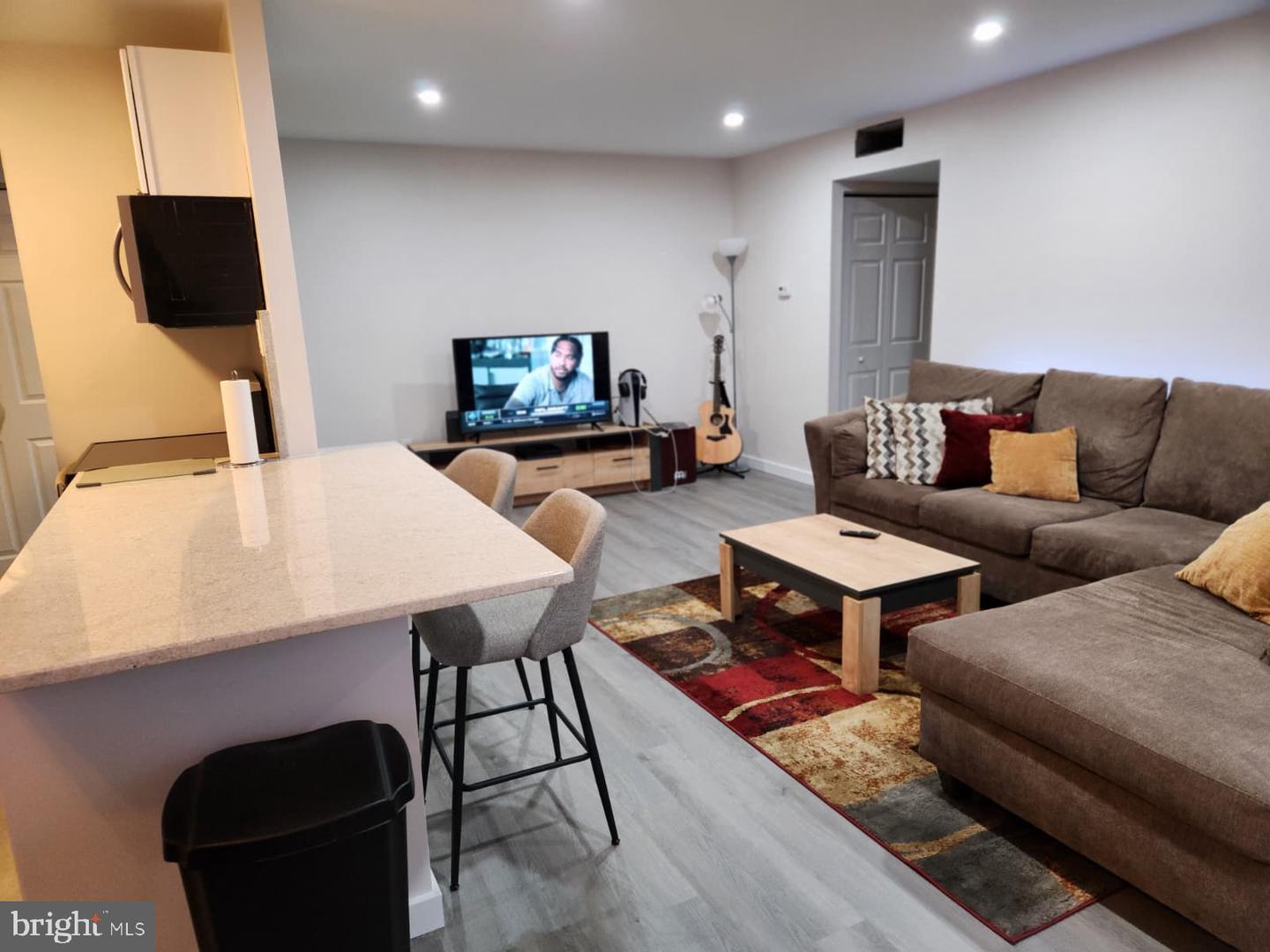 280 Bridgewater Road #d10, Brookhaven