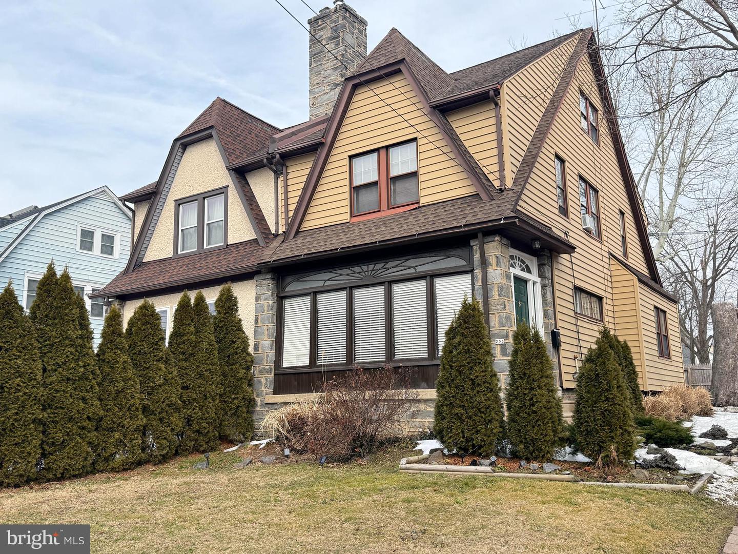 253 Windermere Avenue, Lansdowne