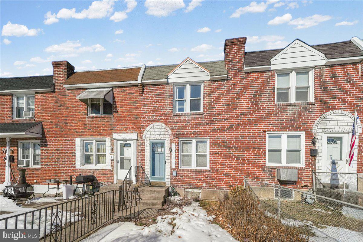 2038 Kent Road, Folcroft