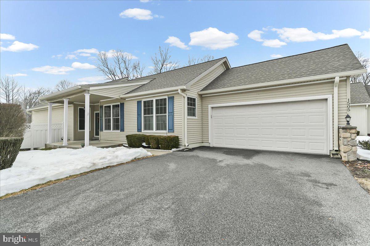 1505 N Hunting Horn Turn, Glen Mills