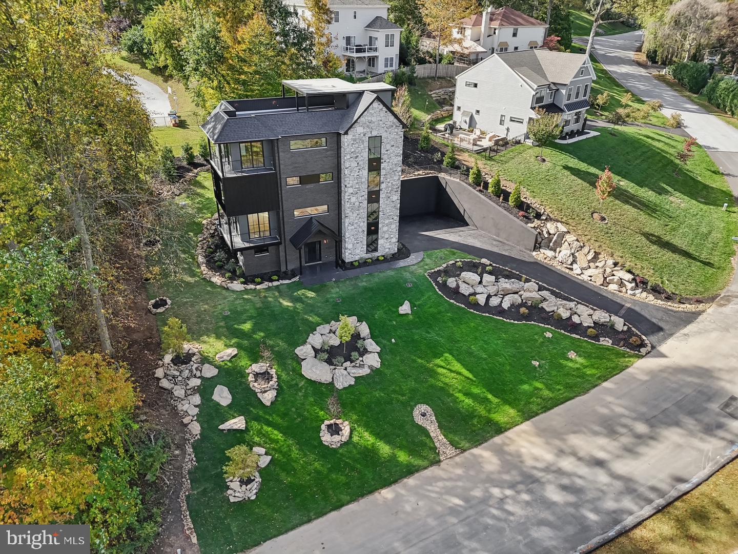 12 Langton Lane, Newtown Square