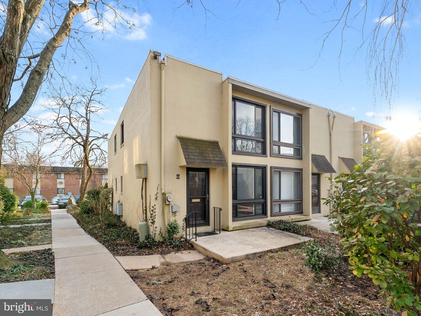 100 E Glenolden Avenue #t-13, Glenolden