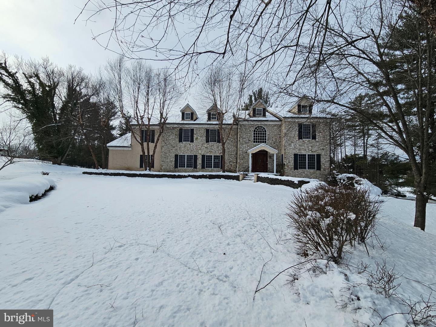 1 Dunminning Road, Newtown Square