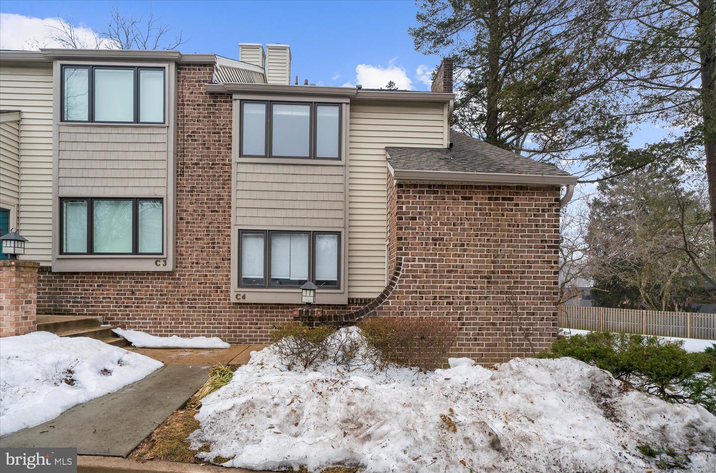 200 S Roberts Road #c-4, Bryn Mawr