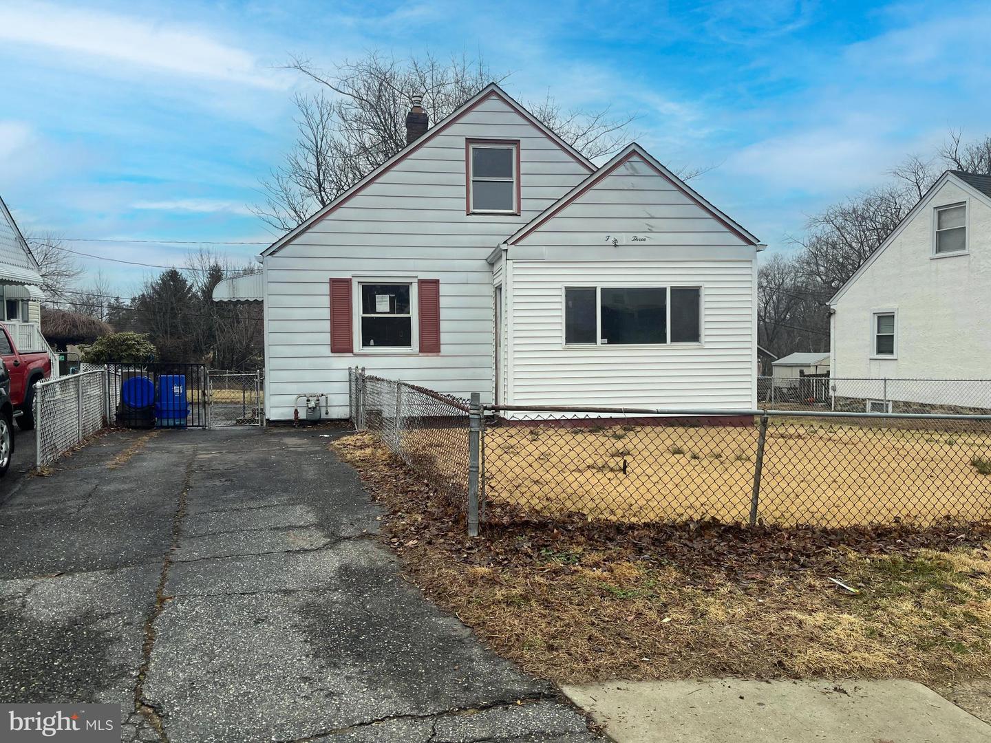 53 Seward Lane, Aston