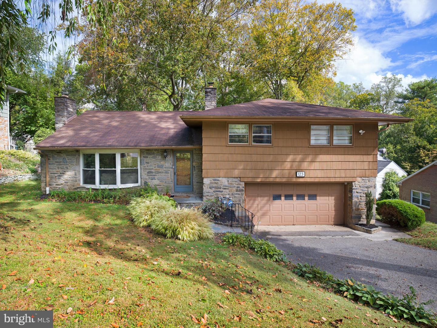 123 Old Forest Road, Wynnewood