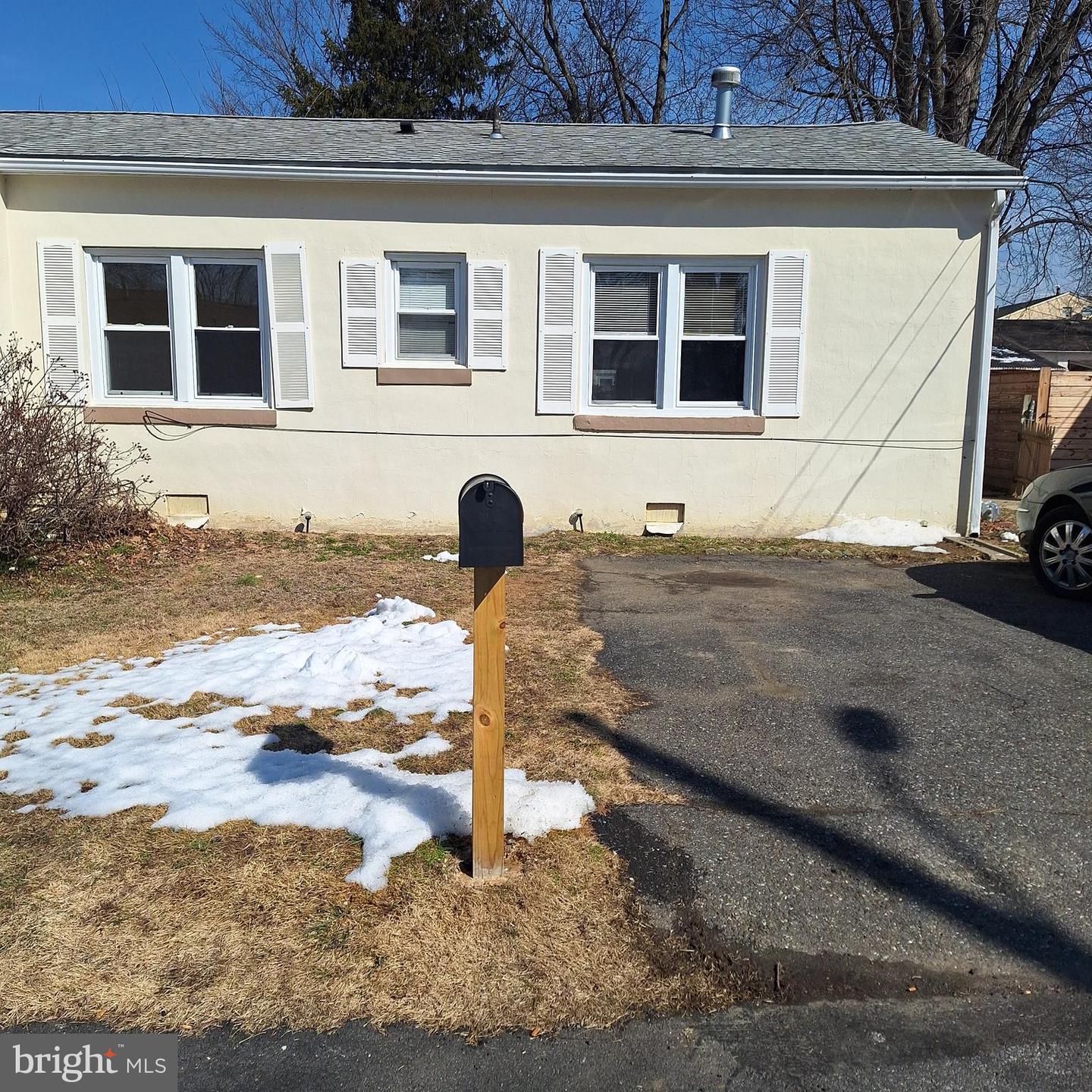 404 Nashville Court, Wallingford