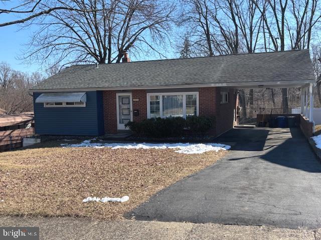 2213 S Lee Lane, Aston