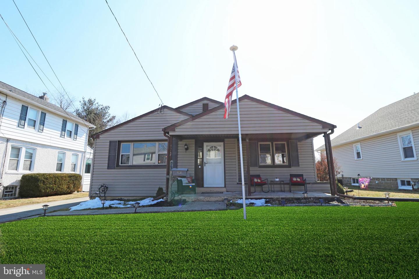 929 Galbraith, Upper Chichester