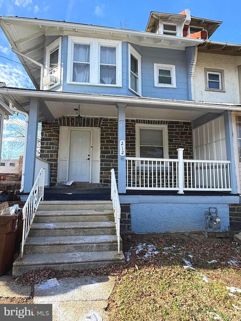 212 N Maple Avenue
